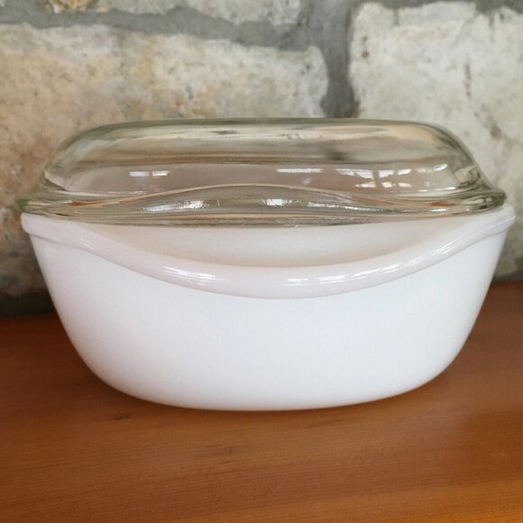 Vintage DYNAWARE PYR-O-REY Brown Daisy INDIVIDUAL Casserole MILK GLASS w Lid #10 - Picture 2 of 7